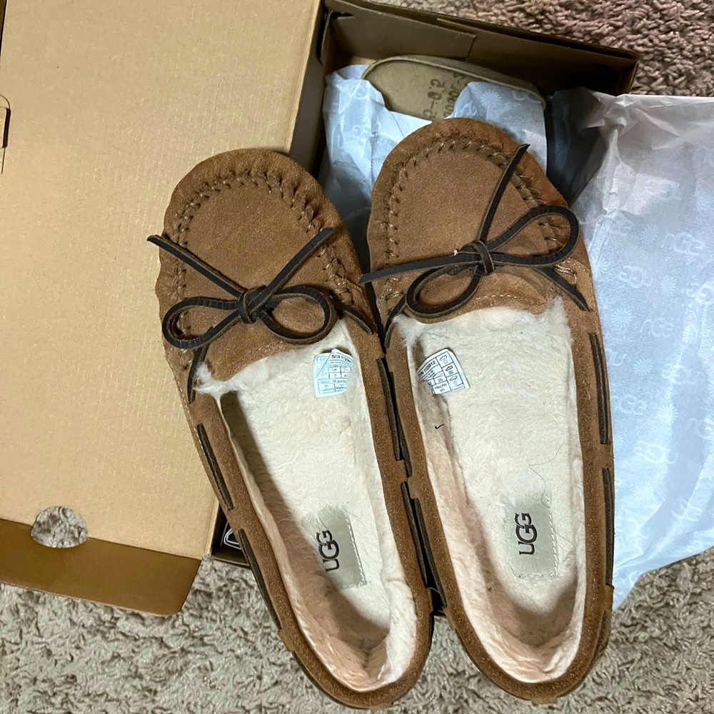 Ugg size 9 slippers
